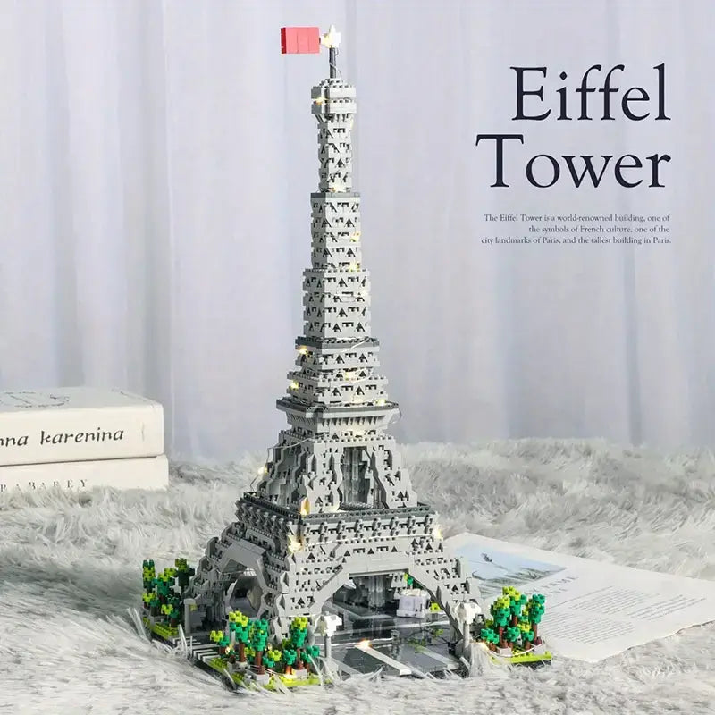 MOC Eiffel Tower Building 1765pcs