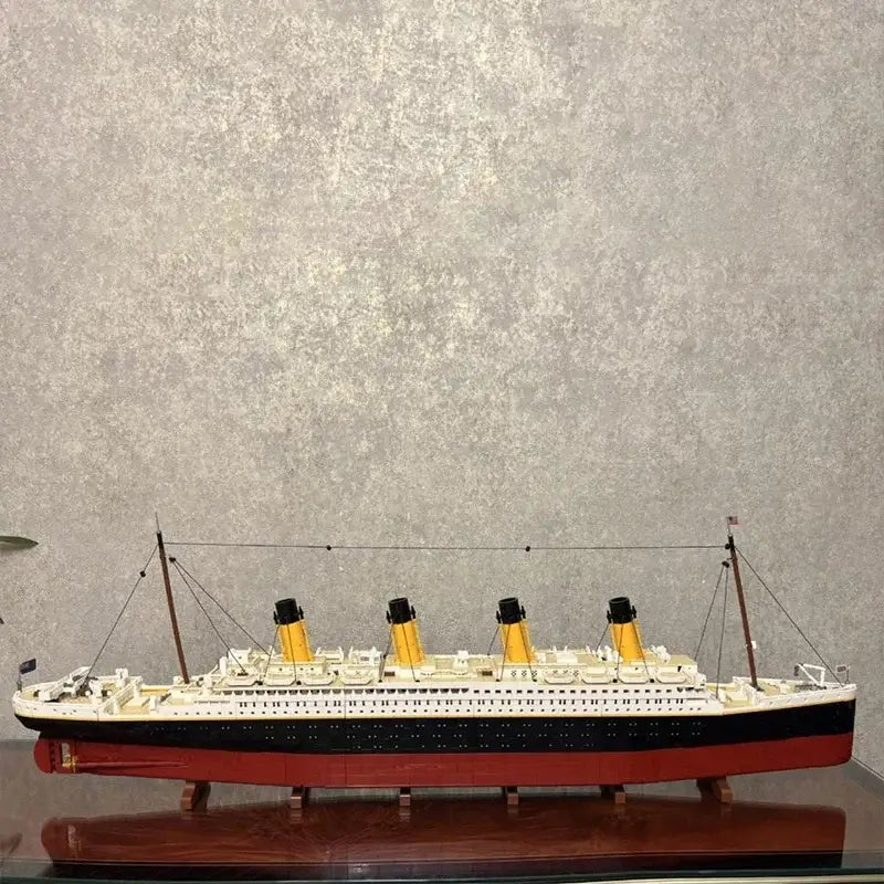 MOC 10294 Titanic building set icon 9090pcs