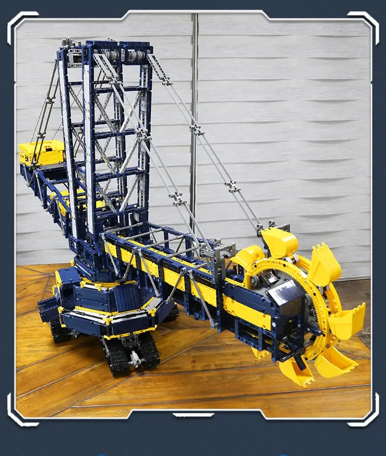 MOULD KING 17006 Technical Motorized Bucket Wheel Excavator Model Building Blocks