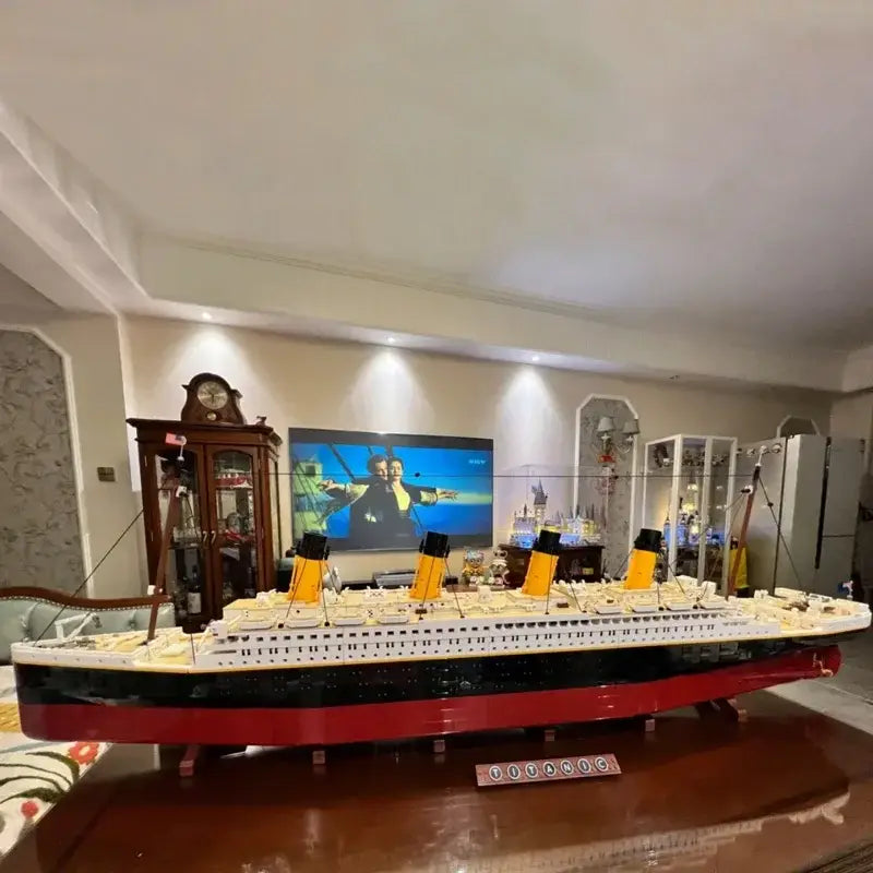 MOC 10294 Titanic building set icon 9090pcs