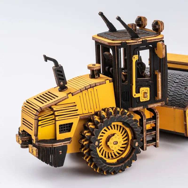 204pcs Robotime ROKR Road Roller Engineering Vehicle