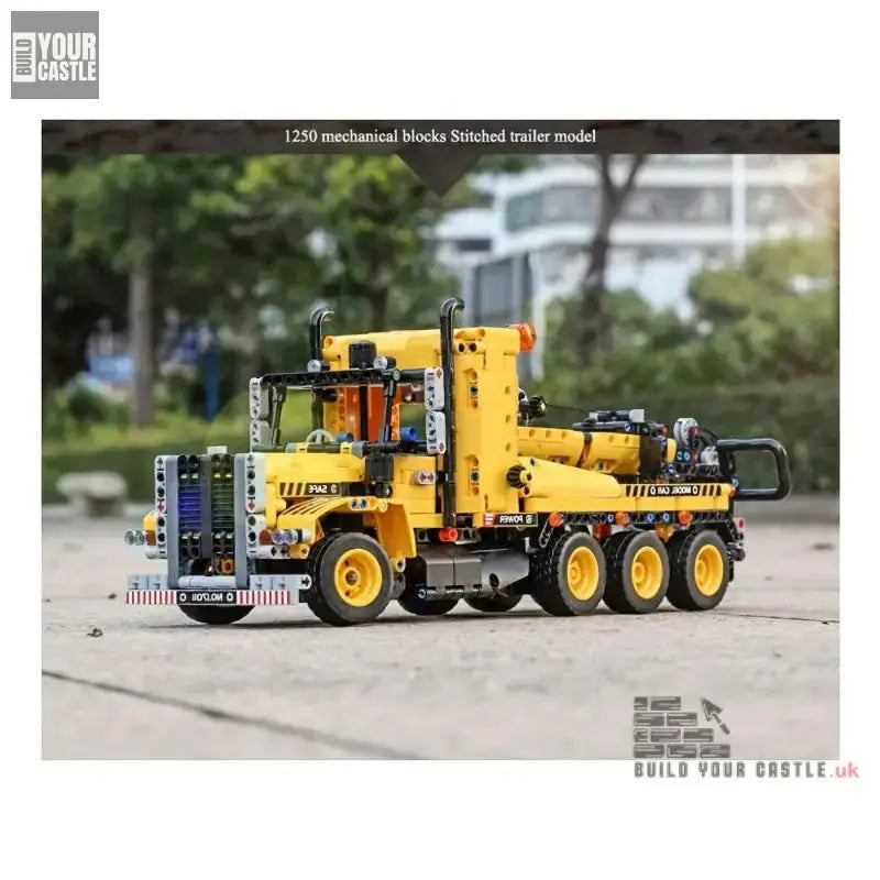 MOC TECHNIC Mobile crane truck mechanization building blocks 1250pcs - BuildYourCastle