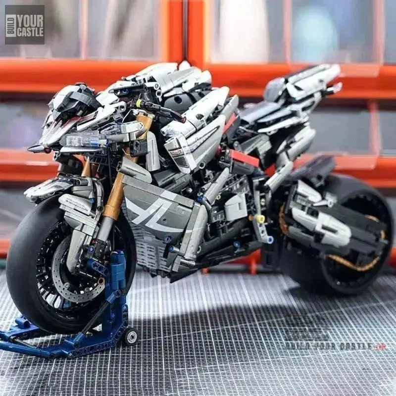 MOC Technical motorcycles building sets 1:5 - choose your variant - BuildYourCastle