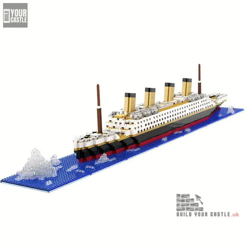 MOC Titanic building set - BuildYourCastle