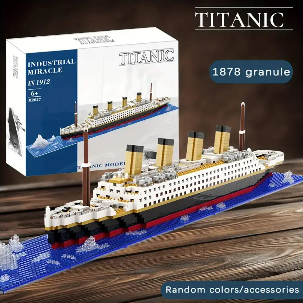 MOC Titanic building set