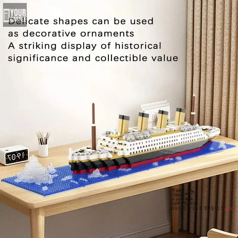 MOC Titanic building set - BuildYourCastle